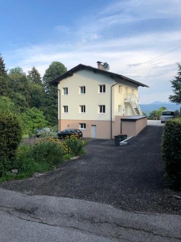 Velden View Ferienwohnung Mit Grosser Sonnenterrasse Und See- Und Karawankenblick 沃尔特湖畔韦尔登 外观 照片